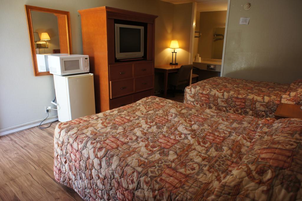 Executive Inn & Suites Orange Exterior foto